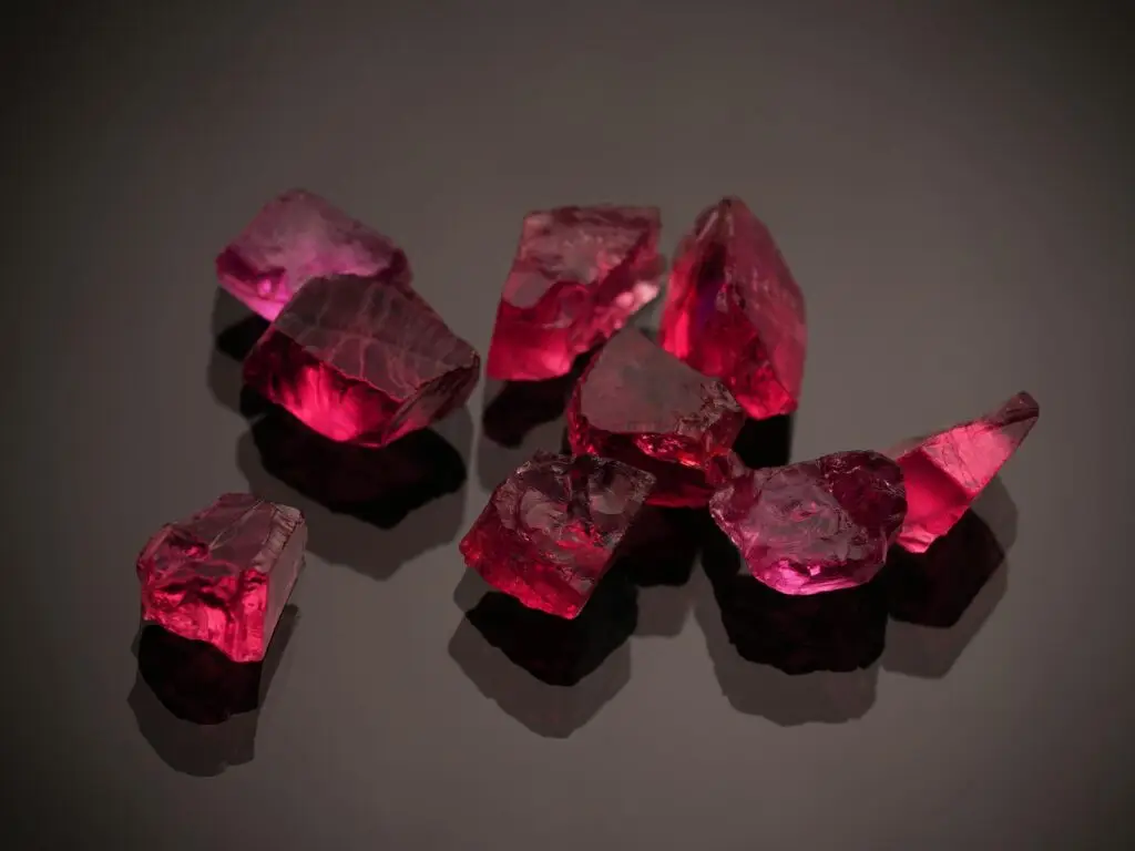 REd GEms